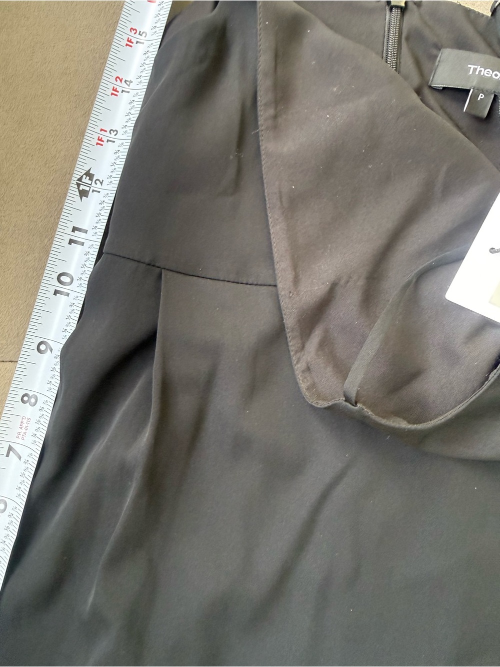 Theory Black silk tank with Spaghetti Straps - Picture 5 of 6